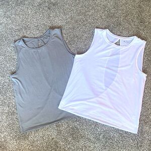 Athleta tank top bundle size M